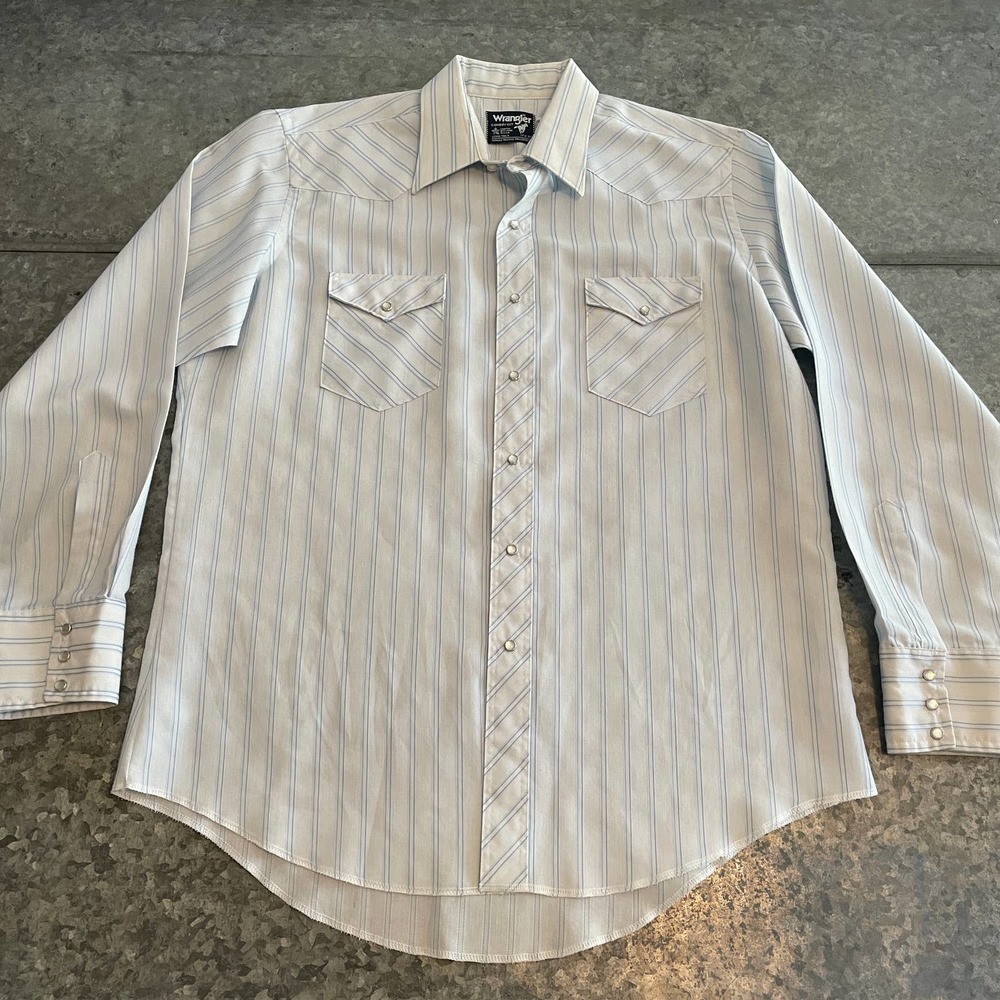 Wrangler White Button-Down Shirt with Light Blue Stripes